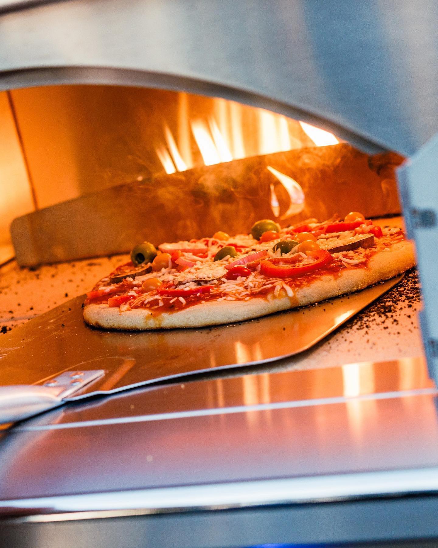 Delta Heat Pizza Oven - Built In - LP