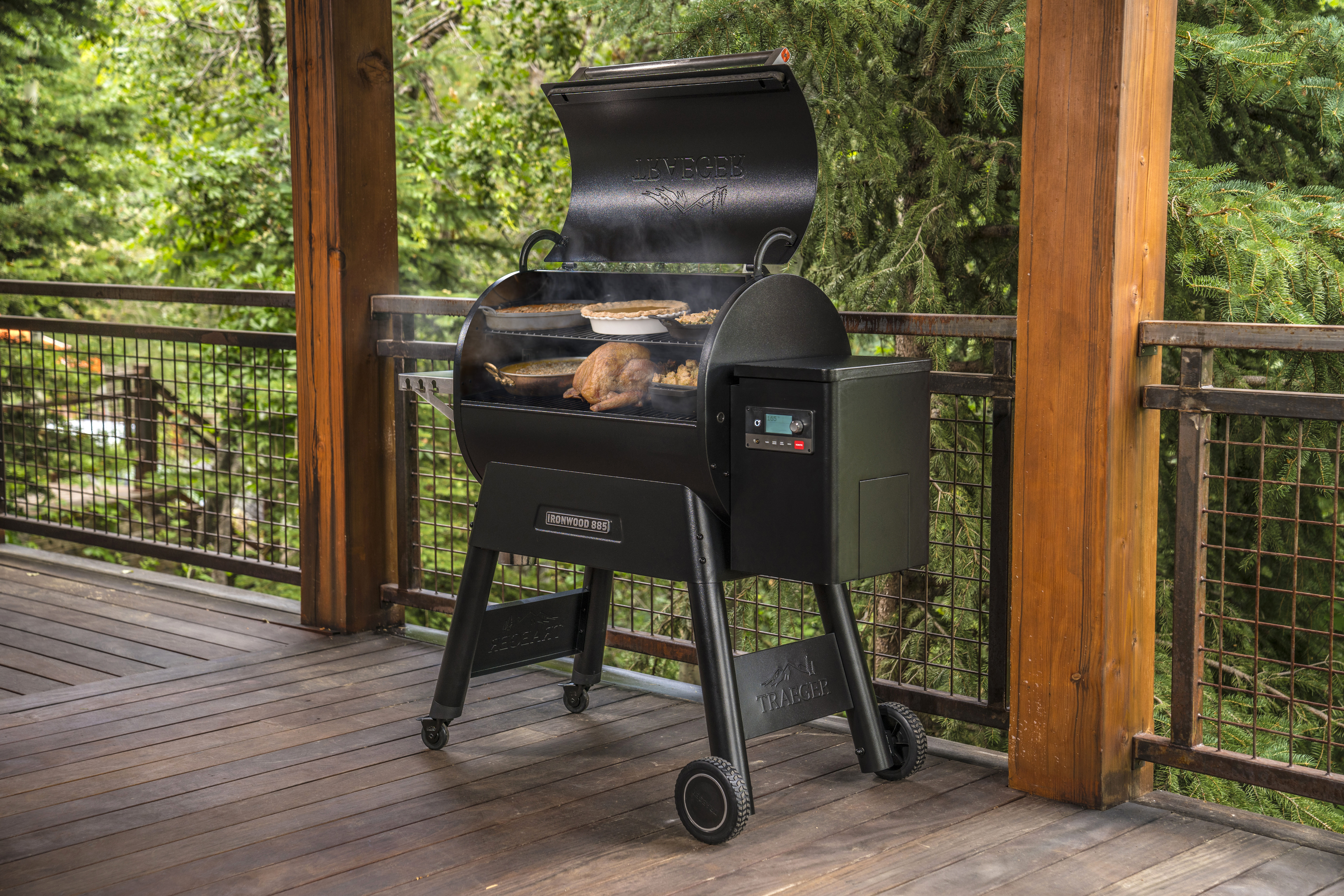 Traeger Full-length Grill Cover Ironwood 650