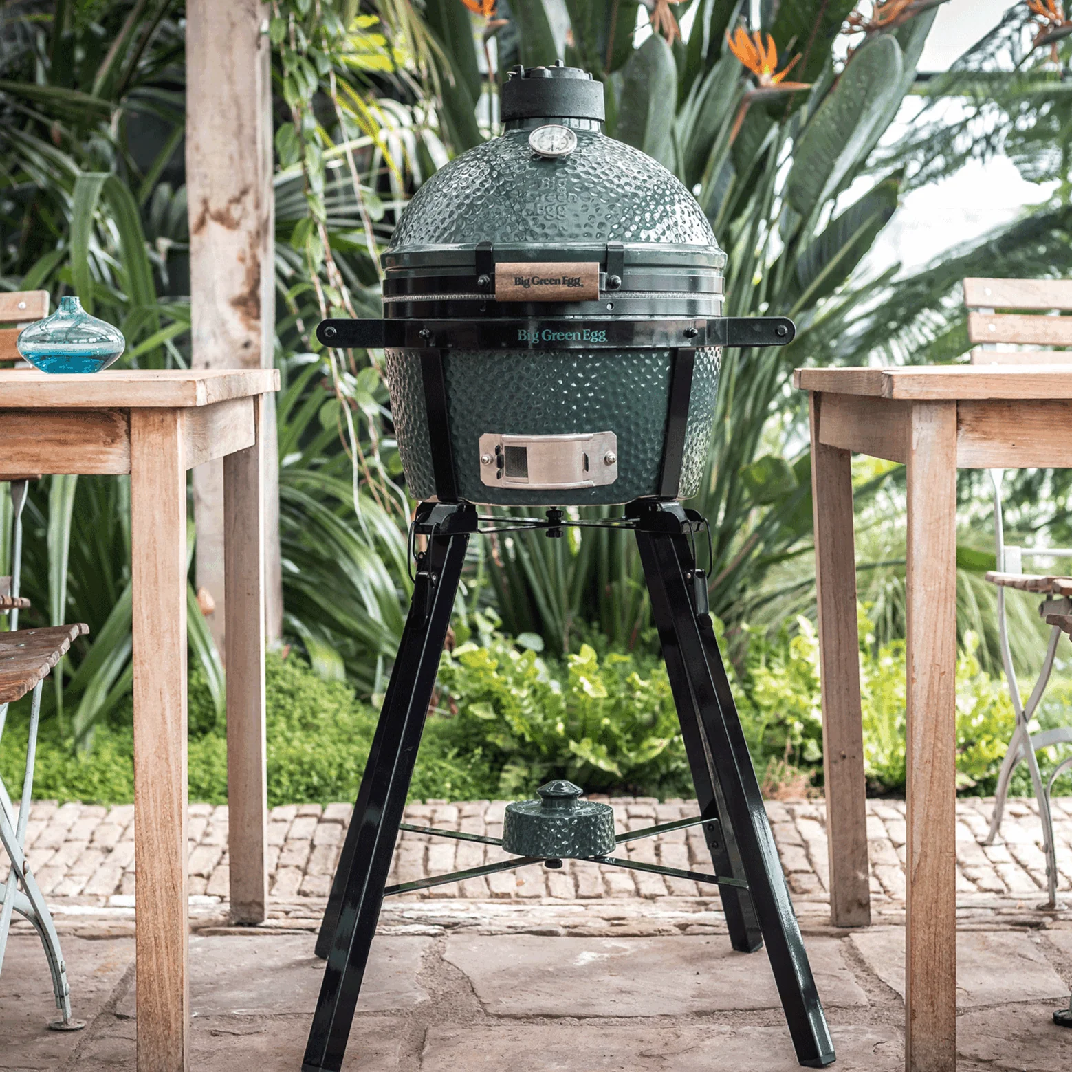 Big Green Egg Minimax Big Green Egg With Nest And Acacia Mates Package
