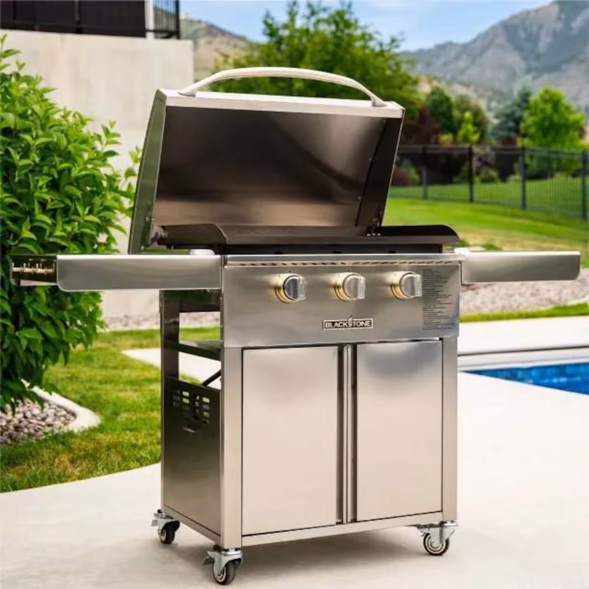 Blackstone Select 28in Griddle W/Cabinet