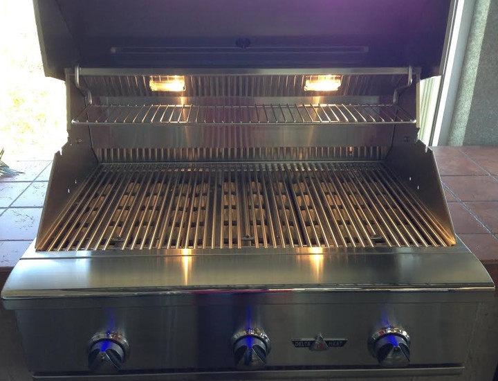 Delta Heat 32" Freestanding Grill And Sear Burner - No Rotisserie