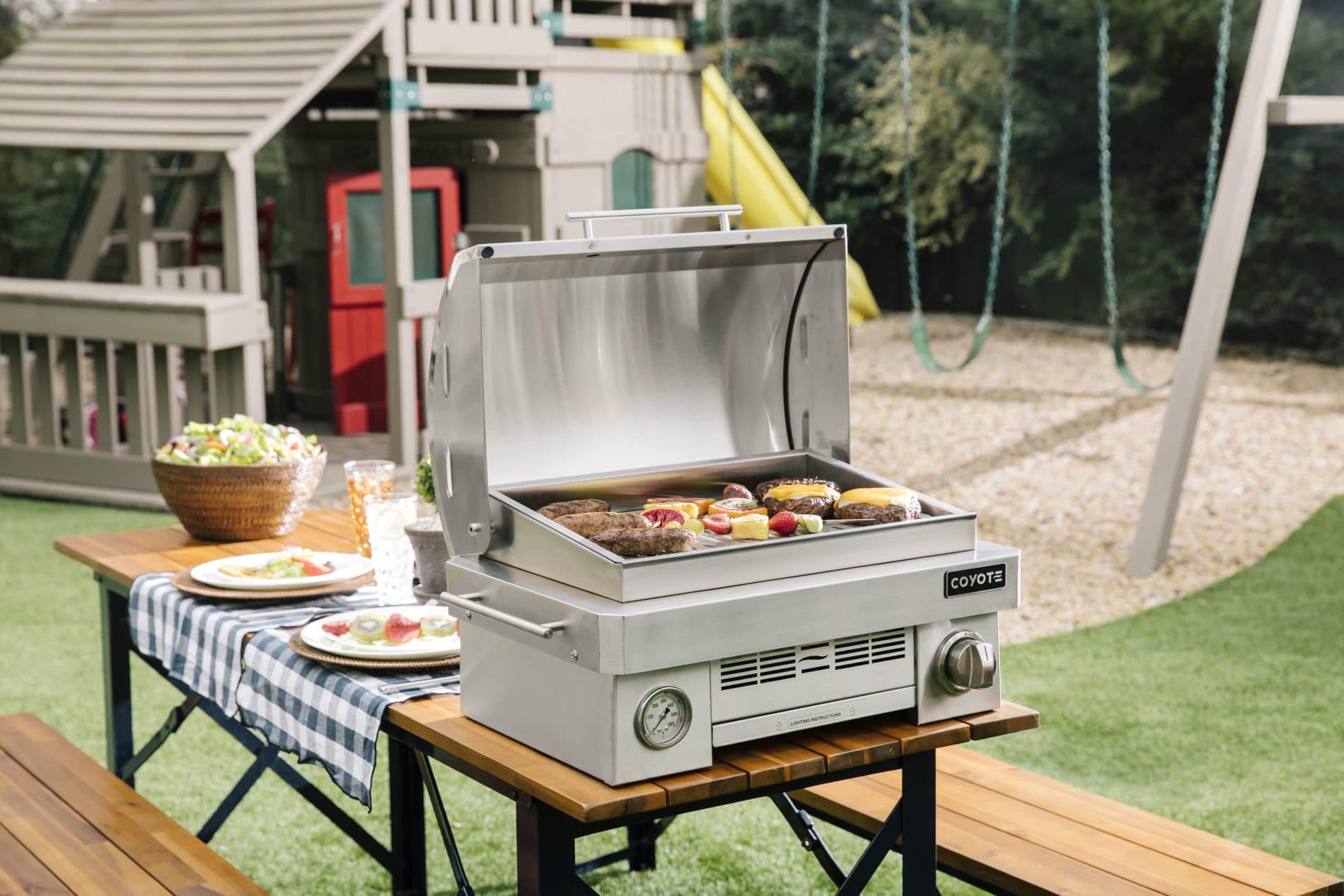 Coyote Portable Grill