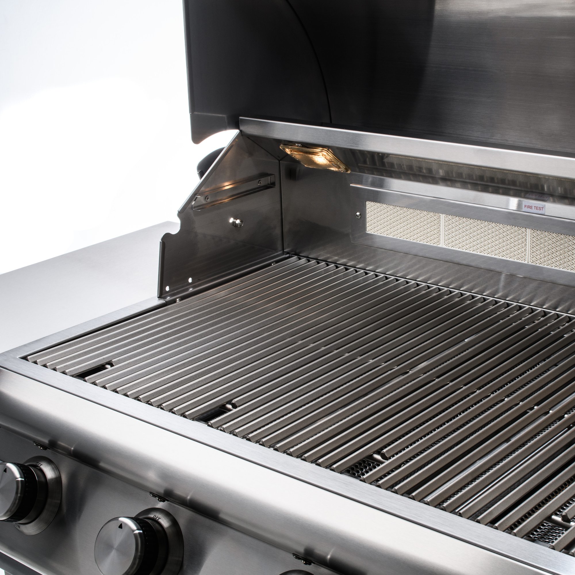 Blaze 32-Inch 4-Burner LTE Gas Grill with Rear Burner and Built-in Lighting System (Natural Gas)