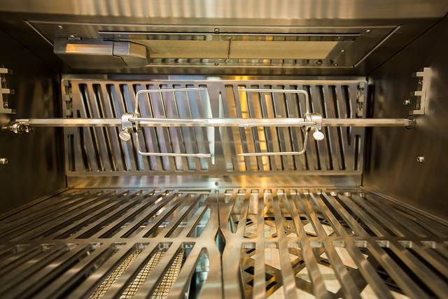 Hestan 30" Built-In Grill  2 Trellis Burners Rotisserie